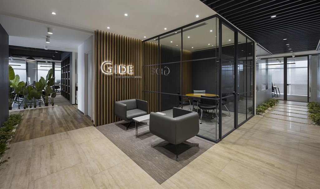 Gide 2. Resim